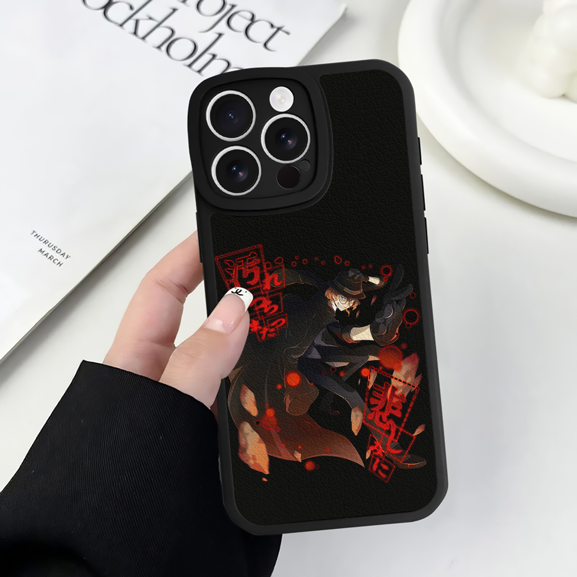 （画像用） 文豪ストレイドッグス Bungo Stray Dogs 【iPhone 16シリーズ対応】シリコンスマホケース（レザー調） 材質：シリコン